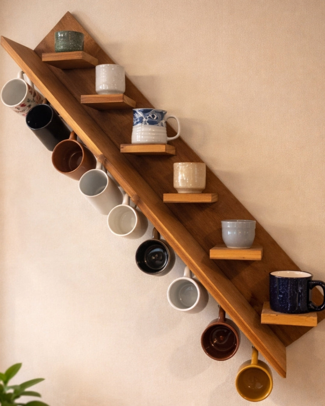 Ritual - Estación artesanal de café y tazas en madera natural