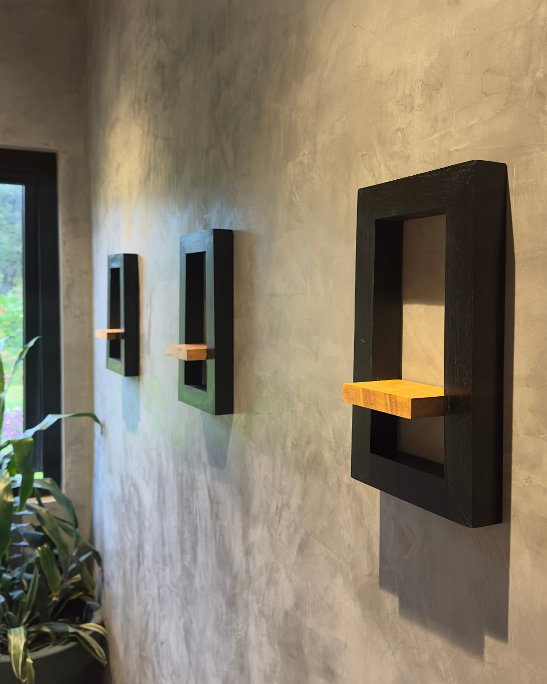 Vivo - Marco decorativo con base para planta